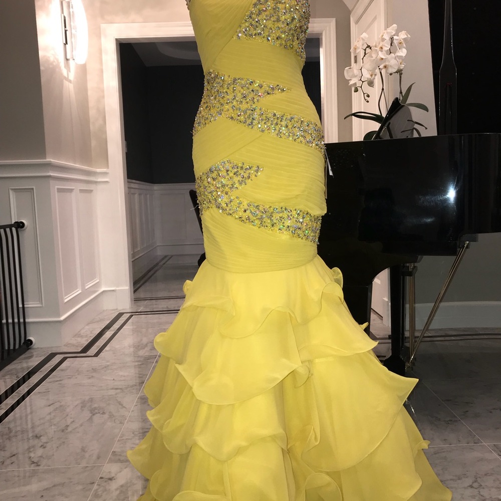 Tony Bowls Yellow Gown
